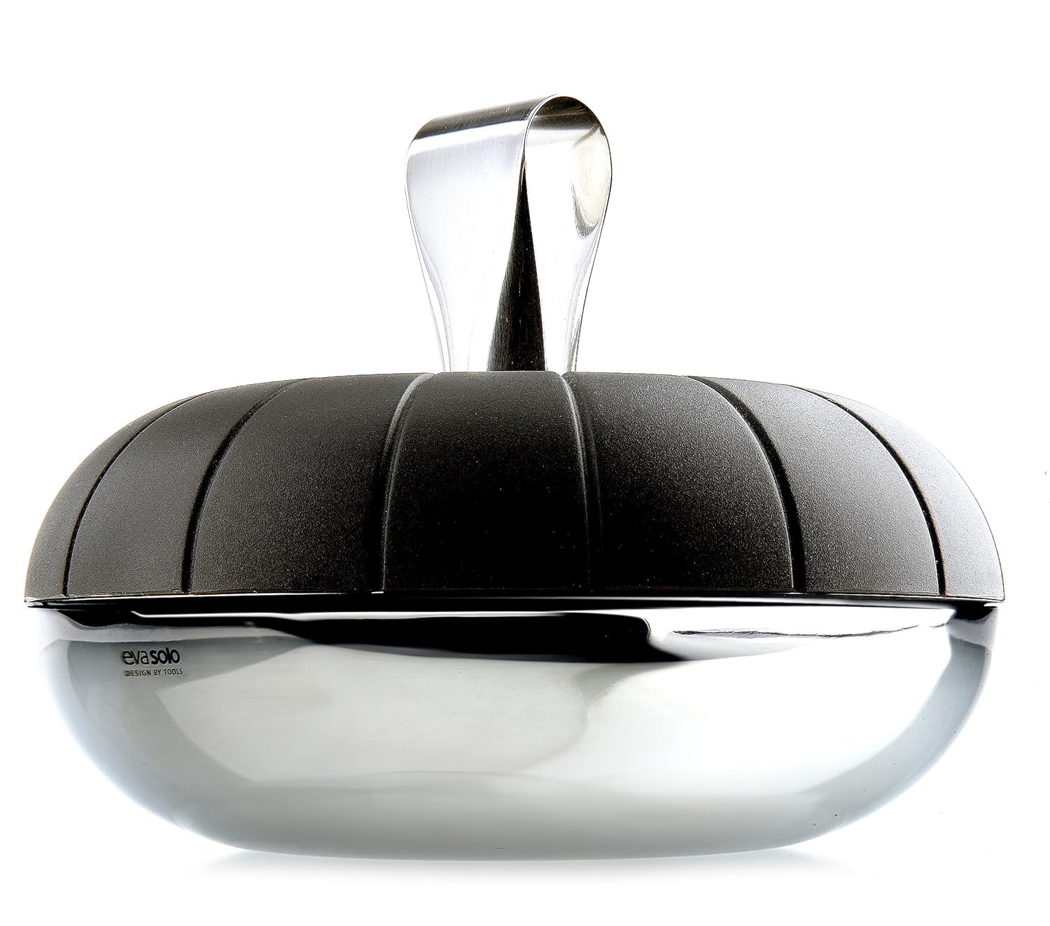 EVA SOLO Ice Cube Cooler with Tongs and Metal Ice Cube Tray in Black Danish Design for Functionality and Quality