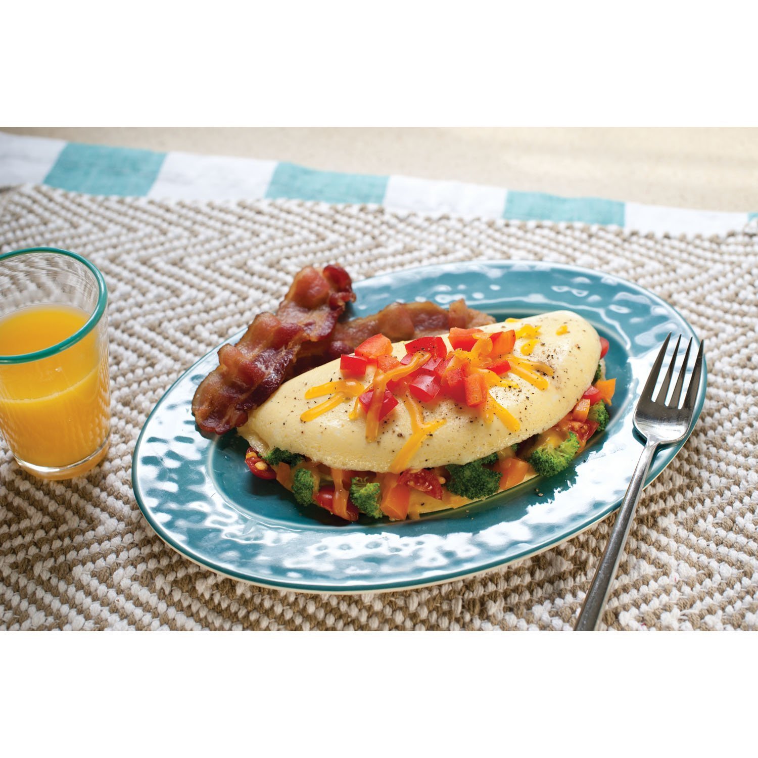 Nordic Ware Nordic Ware Microwave Omelet Pan for Quick and Easy Breakfasts Perfect for Busy Mornings - View 2 of 5