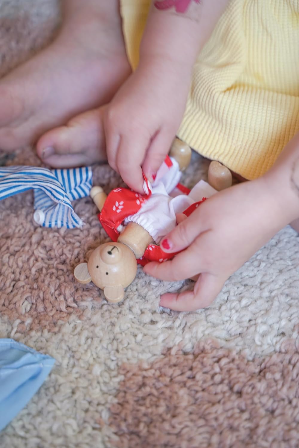 Goki Goki Flexible Puppets Bears Benna and Bennoh with Wardrobe Doll Multicolor 51914 for Creative Play and Imaginative Fun - View 5 of 9