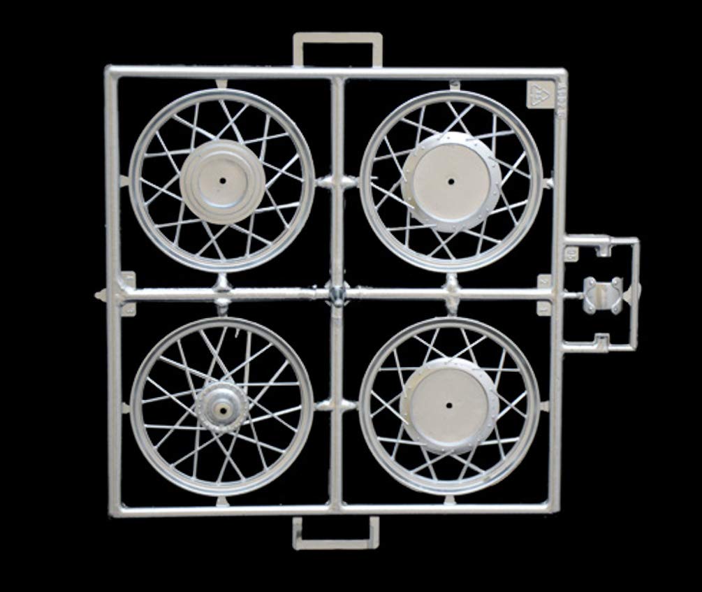 Italeri Italeri Norton Manx Model Kit for Enthusiasts and Collectors High Detail Scale Replica - View 5 of 9