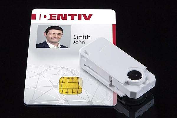 IDENTIV Identiv SCR3500 Smartfold Smart Card Reader: Fast, Secure, and Reliable Access Control Solution - View 4 of 4