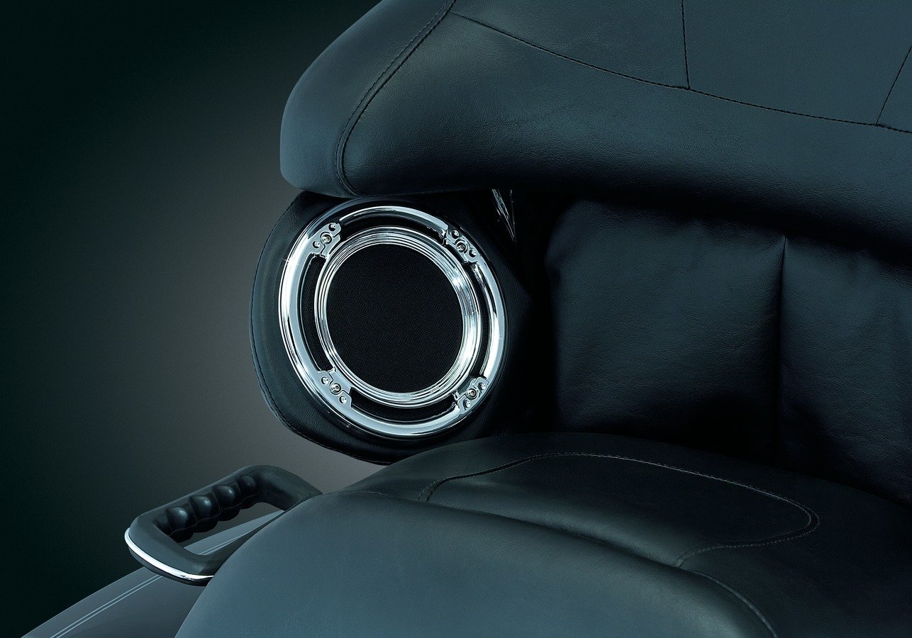 Kuryakyn Kuryakyn 3792 Rear Speaker Accents for 1998-2013 Harley Davidson Touring and Trike Motorcycles Chrome 1 Pair