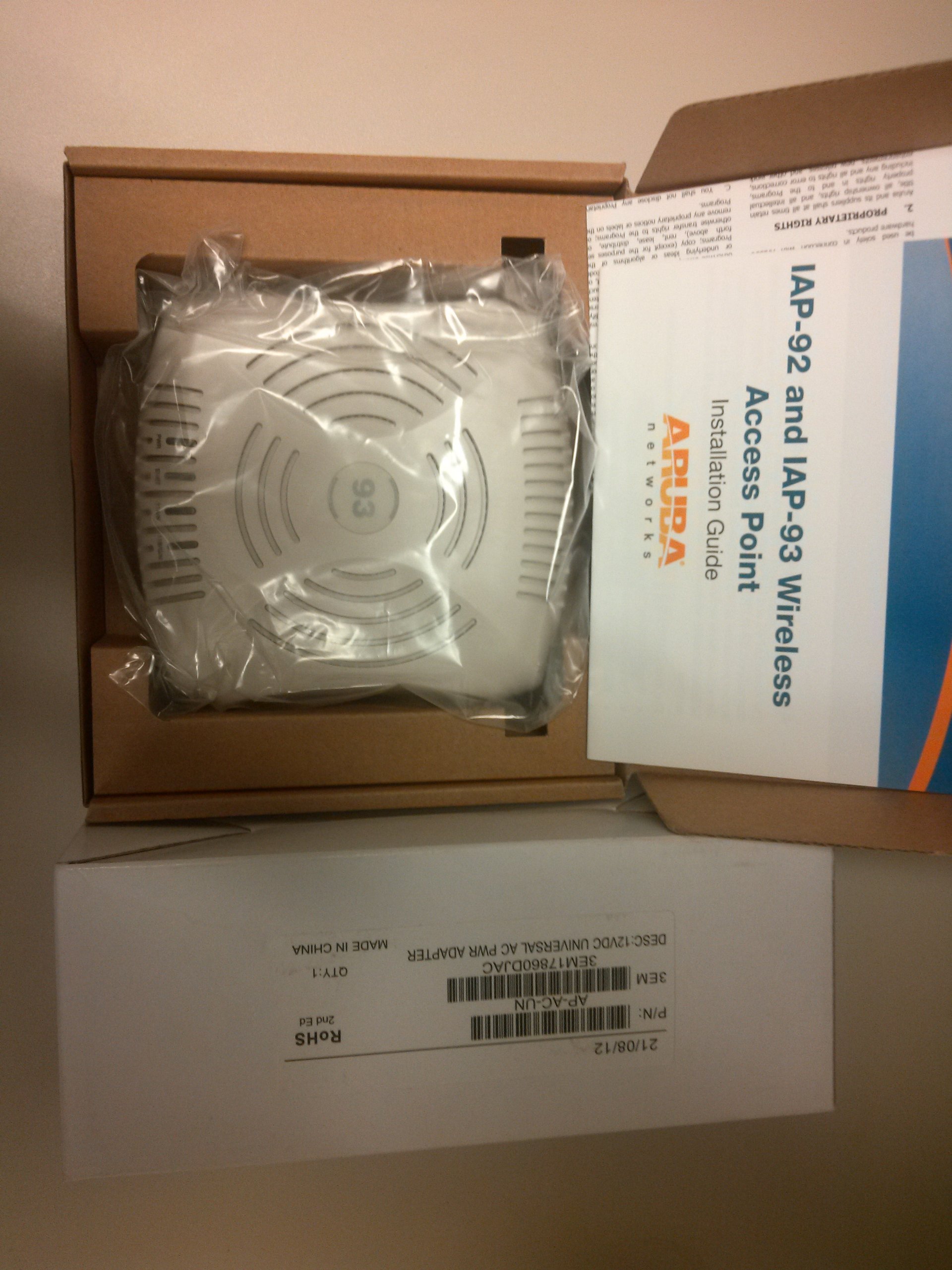 Aruba Networks AP-93 Wireless Access Point 300 Mbps IEEE 802.11n ISM UNII Band High Speed Connectivity