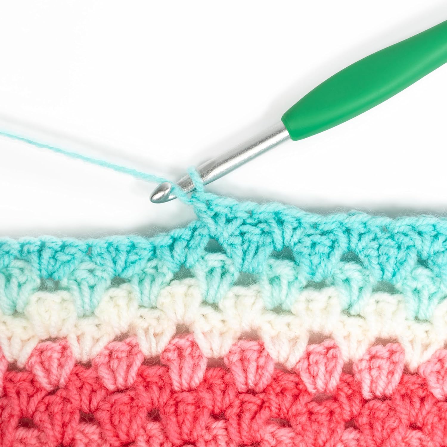 Clover Clover 3672 Amour Crochet Hook Set 10 Sizes for Easy and Comfortable Crocheting - View 4 of 5