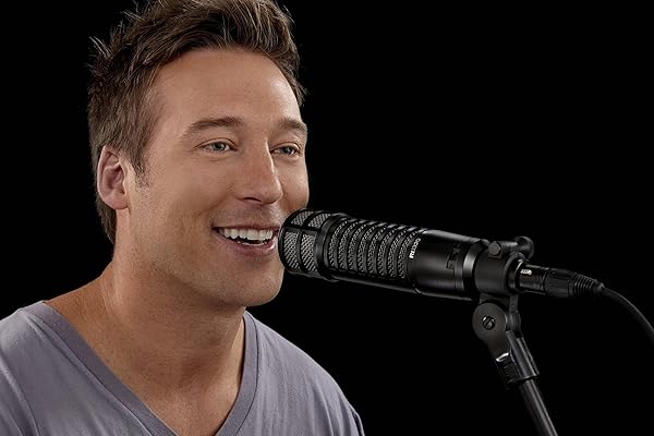 Electro-Voice Electro-Voice RE320: Best Large Diaphragm Dynamic Vocal Microphone for Studio & Live Performance - View 5 of 6