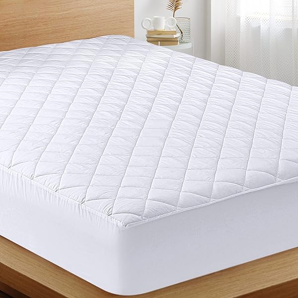 Utopia Bedding "Utopia Bedding Twin Quilted Fitted Mattress Pad - Elastic Protector, 16" Deep, Machine Washable Topper (White)"