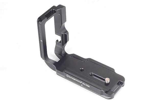 SUNWAYFOTO Buy SUNWAYFOTO PCL-7DIIR L Plate for Canon 7D Mark II - Arca & RRS Compatible - View 2 of 10