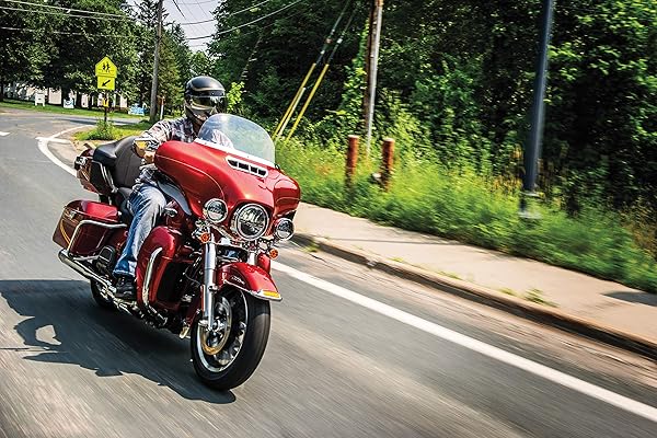 Kuryakyn Upgrade Your Harley: Kuryakyn 1387 Chrome Windshield Trim for 2014-19 Models - View 3 of 10