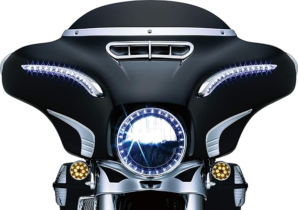 Kuryakyn Upgrade Your Harley: Kuryakyn 1387 Chrome Windshield Trim for 2014-19 Models - View 8 of 10