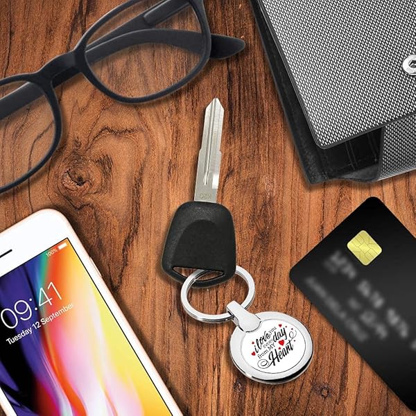 Keyless2Go Keyless2Go Uncut Transponder Ignition VChip Car Key HD111 2 Pack for Easy Key Replacement and Fast Vehicle Access - View 7 of 7