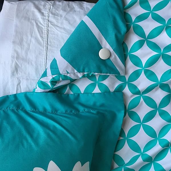 Pinion Pins Pinion Pins White Cloth Magnetic Duvet Clips Pack of 16 Comforter Fasteners Easy Removal Safe Locking Holds up to 10lbs - View 6 of 8