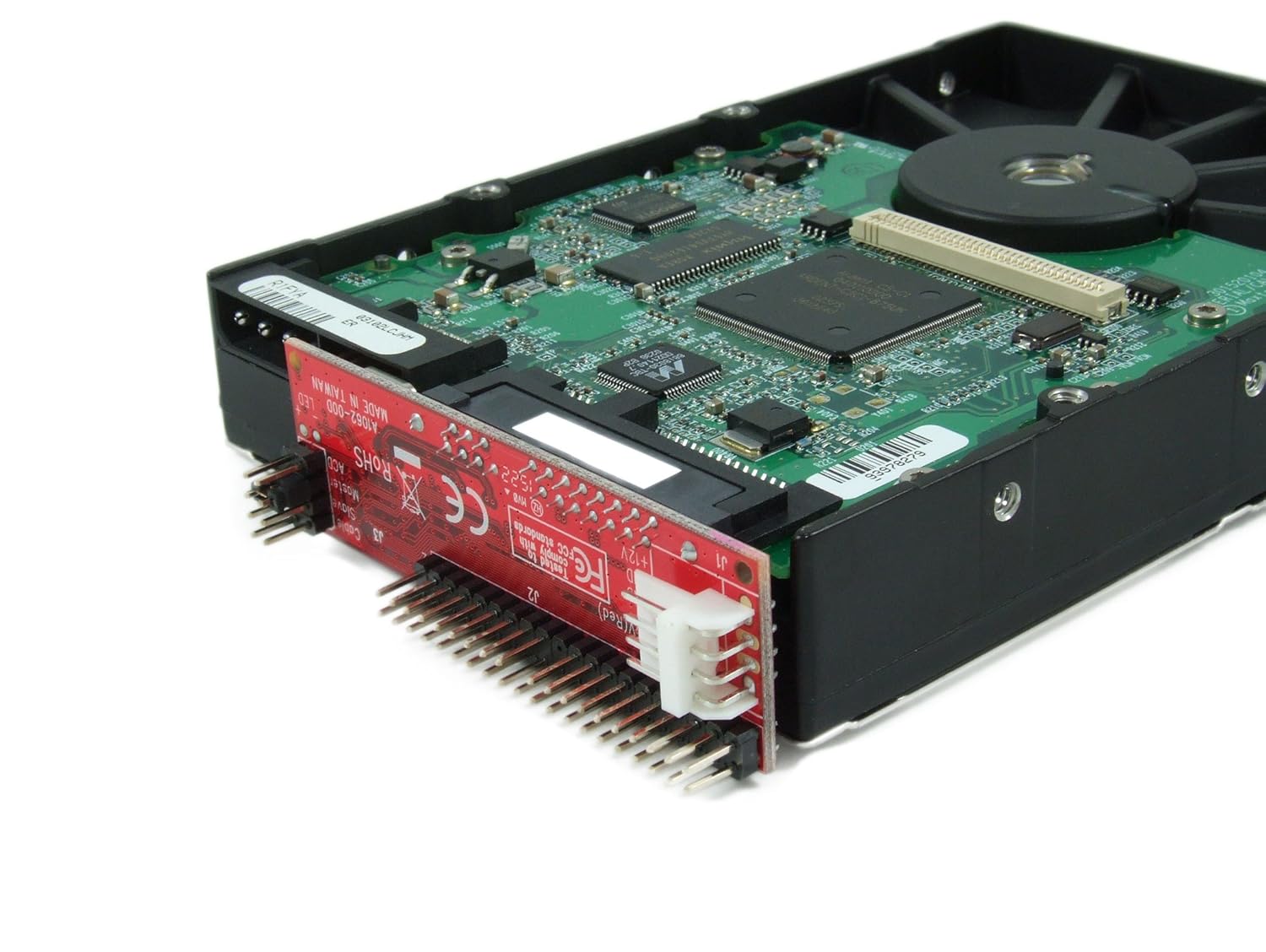 Ableconn Ableconn IDE40-SAT SATA to IDE 40-Pin Mini Vertical Adapter for Hard Drive and Optical Drive Conversion - View 6 of 6