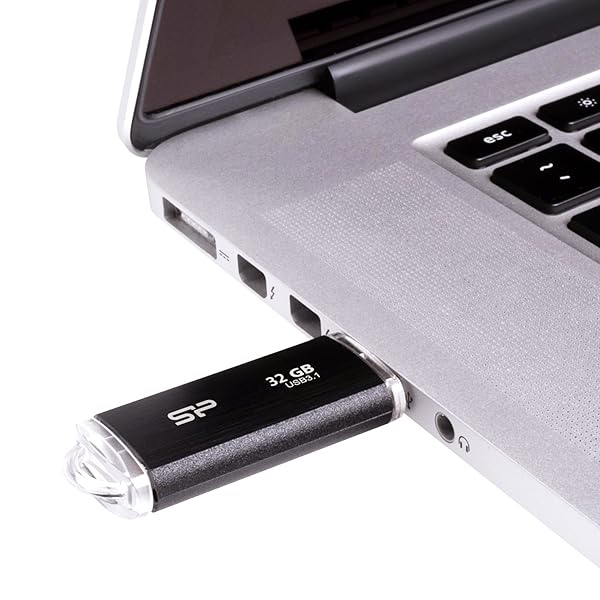 SP Silicon Power Silicon Power 32GB Blaze B02 USB 3.0 Flash Drive - Fast, Reliable Storage in Sleek Black - View 9 of 9