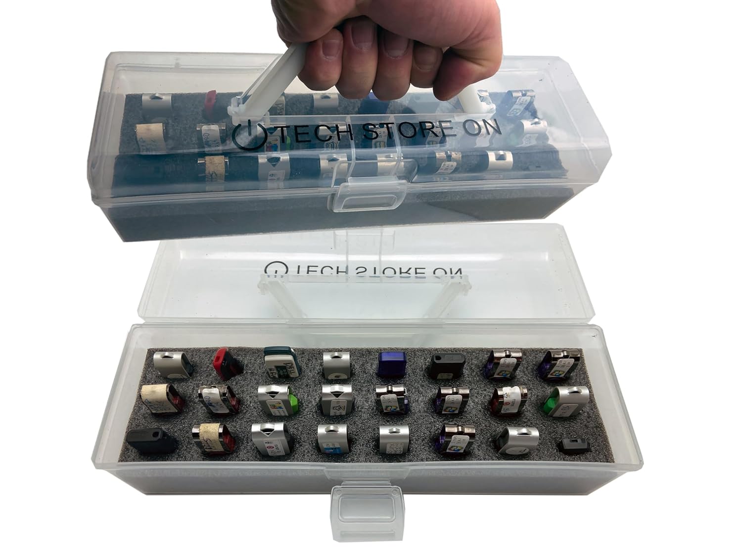 TECH STORE ON TECH STORE Flash USB Thumb Drive Holder Storage Organizer Case Antistatic Shockproof Medium 24 USB Slots