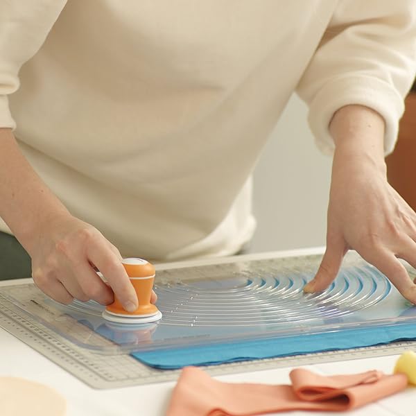 Fiskars Fiskars 111310-1004 Fabric Circle Cutter: Precision Cutting Tool for Seamless Crafting - View 9 of 10