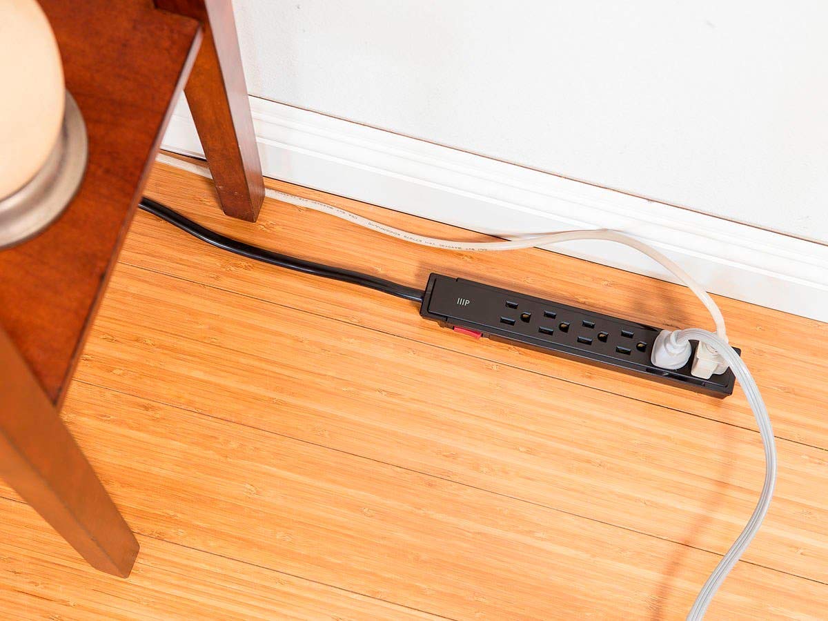 Monoprice Surge Strip Computer Surge Protector Black 115873 for Reliable Power Protection and Safety - View 5 of 6