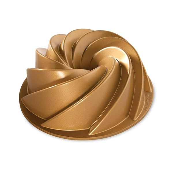 Nordic Ware Nordic Ware Heritage Bundt Pan - Gold Finish for Perfect Cakes | Durable & Stylish Bakeware