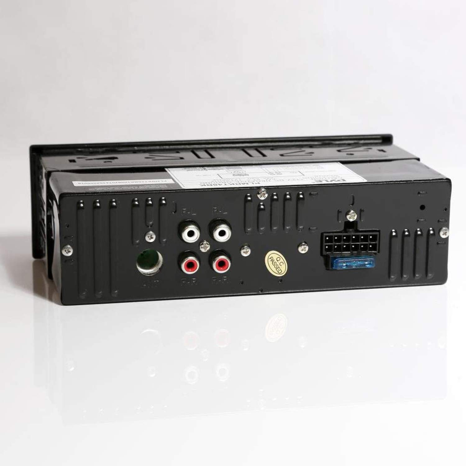 Pyle Pyle Marine Receiver and Speaker Kit with Bluetooth In-Dash Stereo and Waterproof Speakers for AM FM Radio and MP3 USB SD Readers - View 4 of 9