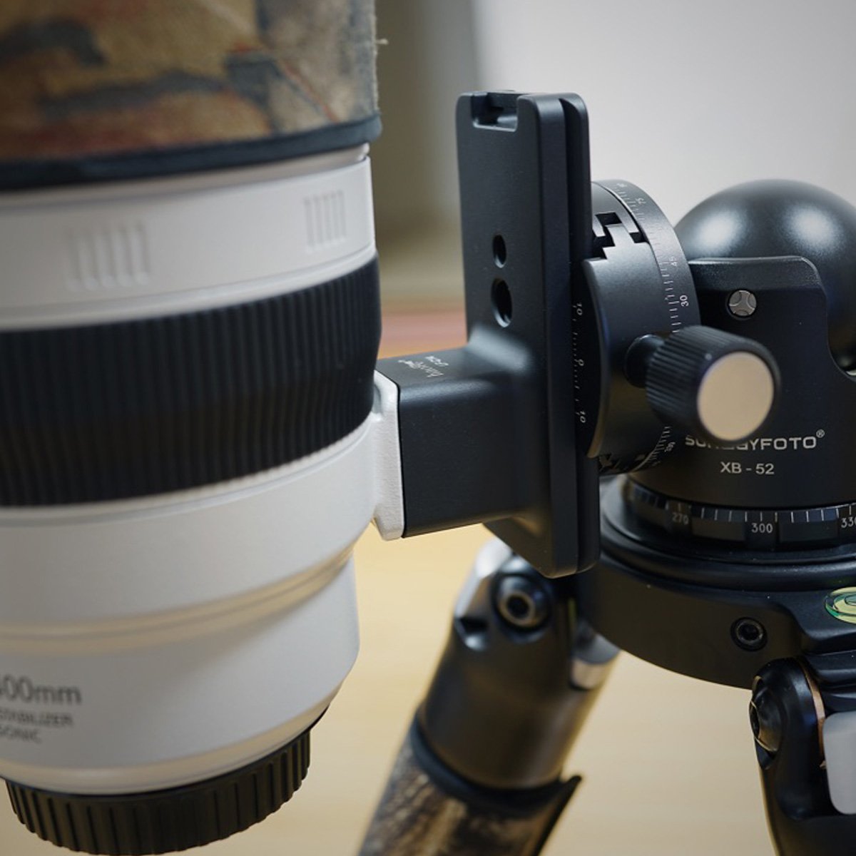 Haoge Haoge LF-C14 Lens Collar Replacement Foot for Canon EF 100-400mm f4.5-5.6L II USM with Arca Type Quick Release Plate - View 7 of 7