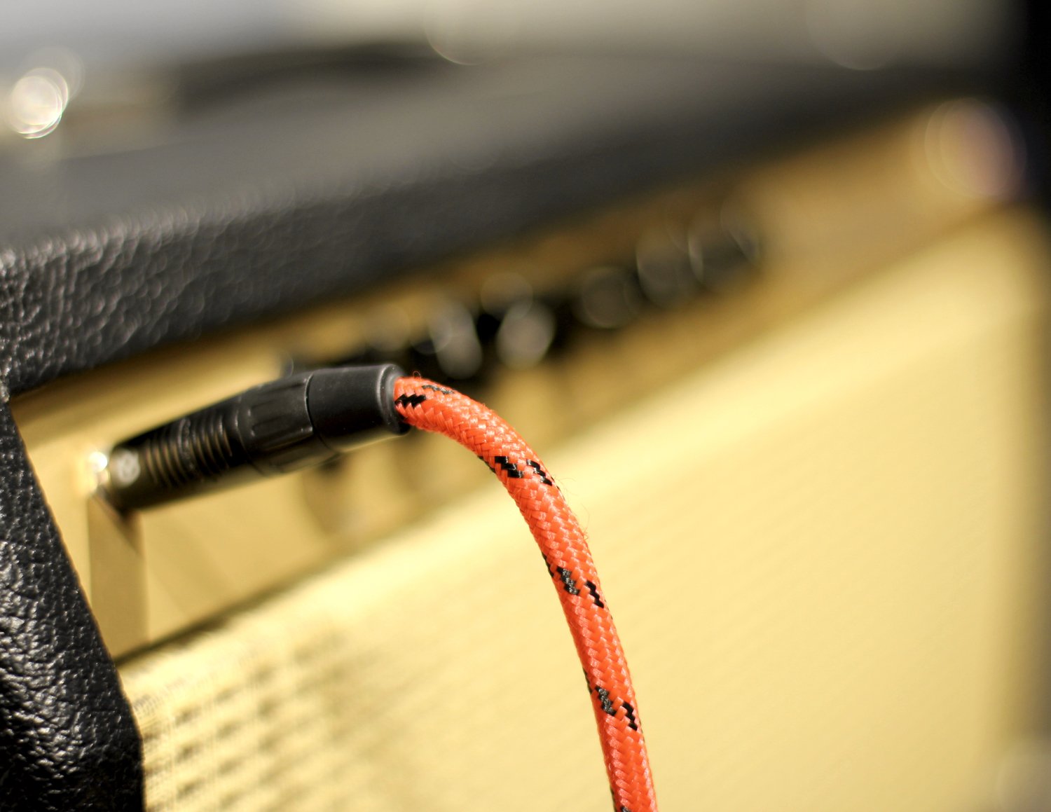 KLIQ 10 Ft Guitar Instrument Cable Custom Series with Premium Rean Neutrik Gold Plugs Red Black Tweed - View 4 of 7