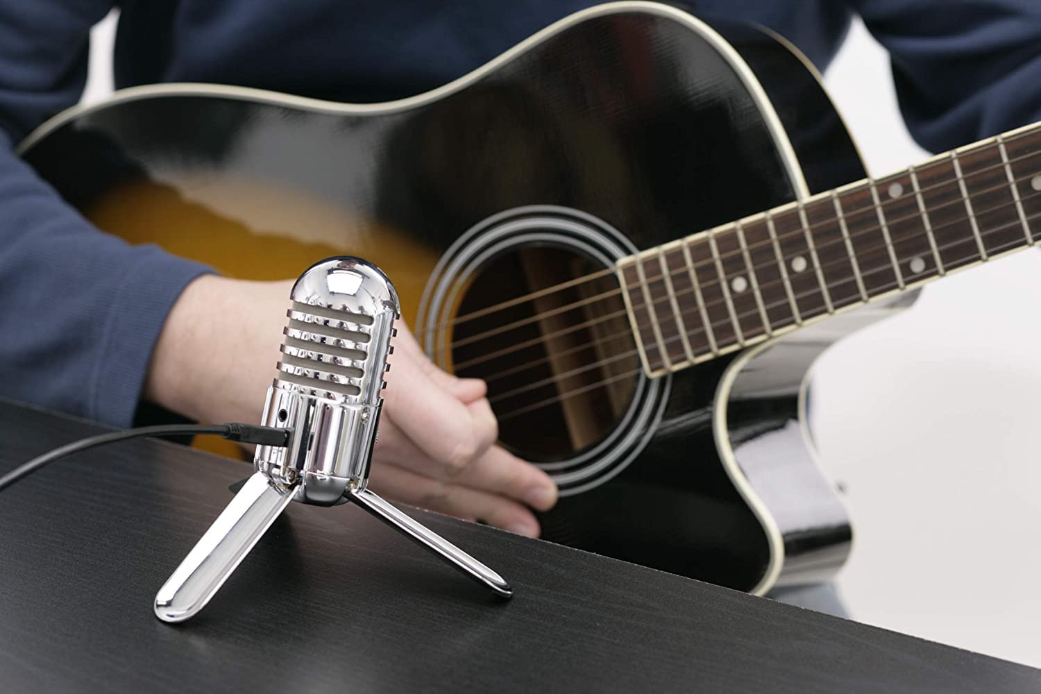 SAMSON Samson Meteor Mic USB Studio Microphone Chrome Bundle with SR350 Stereo Headphones for High Quality Audio Recording - View 5 of 5