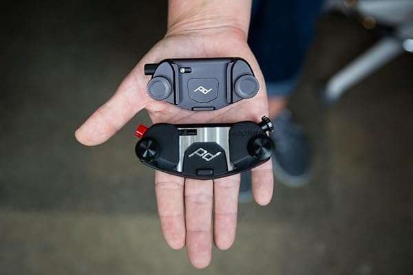 Peak Design Peak Design Capture Camera Clip V3 Solo - Black Clip Only for Easy Photography - View 6 of 10