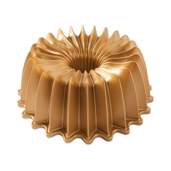 Nordic Ware Nordic Ware Brilliance Bundt Pan Gold: Perfect Your Baking with Stunning Designs