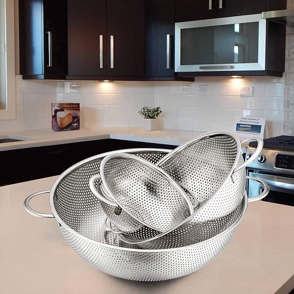 TeamFar TeamFar Stainless Steel Colander Set of 3 - Rust-Free, Dishwasher Safe Strainers for Pasta, Berries & More - View 3 of 8