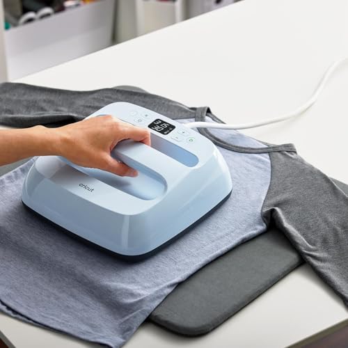 Cricut "Buy Cricut EasyPress Mat 16" x 20" - Heat Resistant Mat for EasyPress 2 & HTV Projects" - View 4 of 9