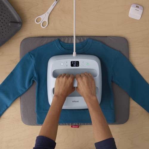 Cricut "Buy Cricut EasyPress Mat 16" x 20" - Heat Resistant Mat for EasyPress 2 & HTV Projects" - View 6 of 9