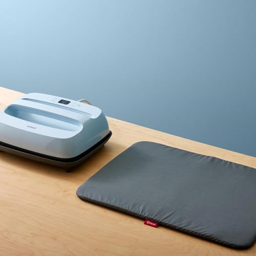 Cricut "Buy Cricut EasyPress Mat 16" x 20" - Heat Resistant Mat for EasyPress 2 & HTV Projects" - View 7 of 9