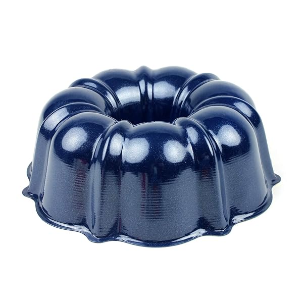Nordic Ware Nordicware 6-Cup Navy Blue Bundt Pan - Lightweight & Perfect for Baking Delights