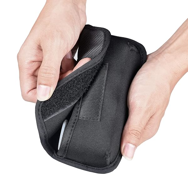 TXEsign TXEsign 35mm Camera Film Neoprene Carrying Case - Durable Storage Bag for 135 Roll Film (Black) - View 8 of 10