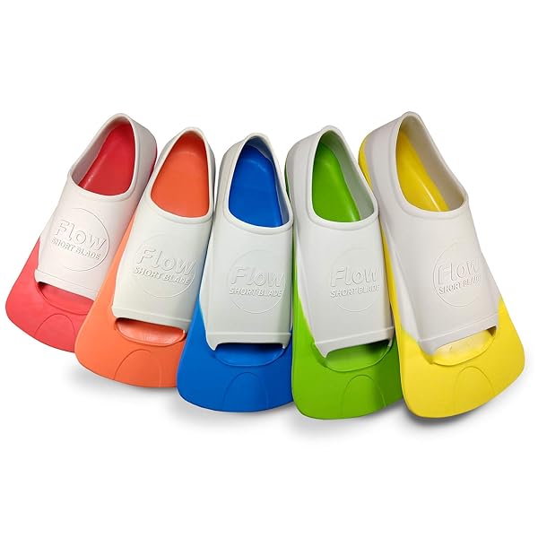 Flow Swim Gear Flow Premium Rubber Short Blade Fins for Swim and Lap Training Youth Sizes for Kids Young Men and Women Blue XS 3-5