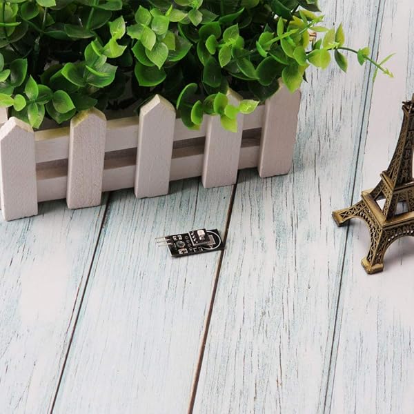 Comimark Comimark UVM-30A UV Detection Sensor Module 1Pcs 3-5V Compatible with Arduino for Accurate Ultraviolet Ray Measurement - View 4 of 7