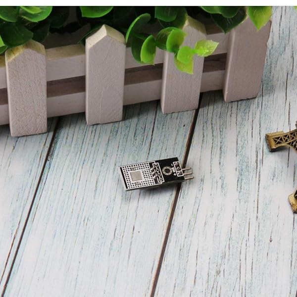 Comimark Comimark UVM-30A UV Detection Sensor Module 1Pcs 3-5V Compatible with Arduino for Accurate Ultraviolet Ray Measurement - View 6 of 7