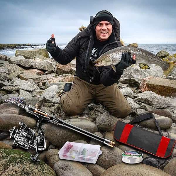 BlueFire BlueFire Fishing Rod Kit Carbon Fiber Telescopic Fishing Pole and Reel Combo with Accessories for Beginners Adults Saltwater Freshwater 2.1M - View 7 of 7