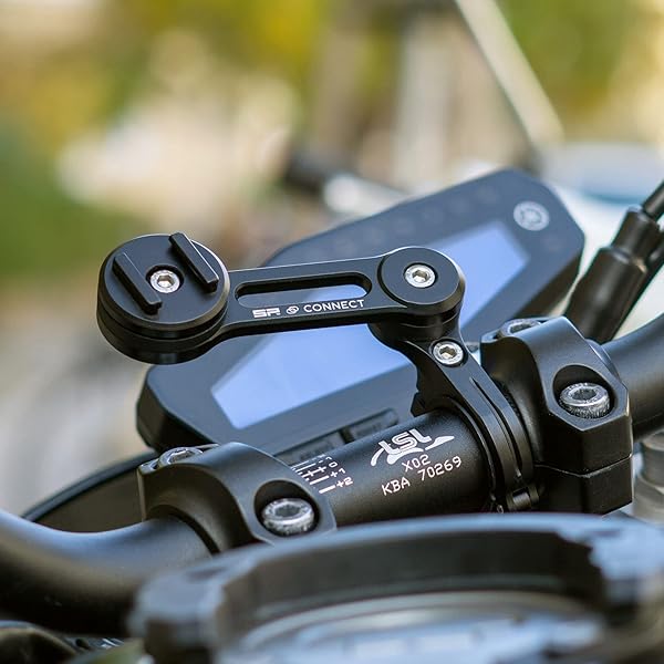 SP CONNECT SP CONNECT Moto Bundle Universal Case for Secure Smartphone Mounting and Protection - View 3 of 7