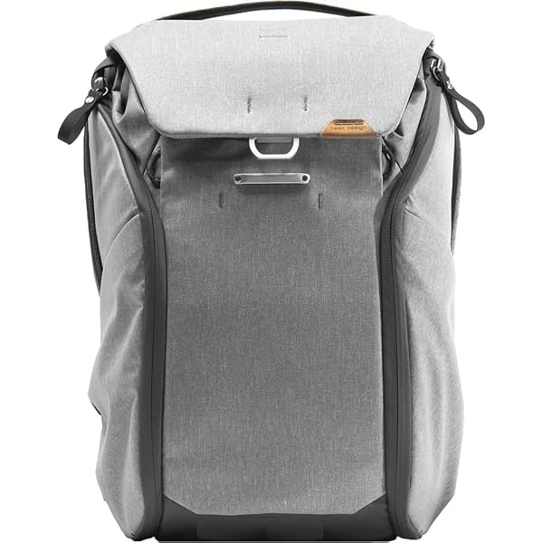 Peak Design Peak Design Everyday Backpack V2 20L: Versatile Camera & Laptop Bag with Tablet Sleeves in Ash - Perfect for Photographers!