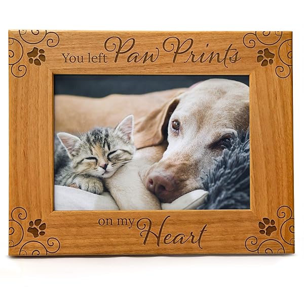 CEDAR CRATE MARKET You Left Paw Prints On My Heart Pet Memorial Picture Frame Engraved Natural Wood 5x7 Horizontal Portrait Dog Remembrance Sympathy Gift