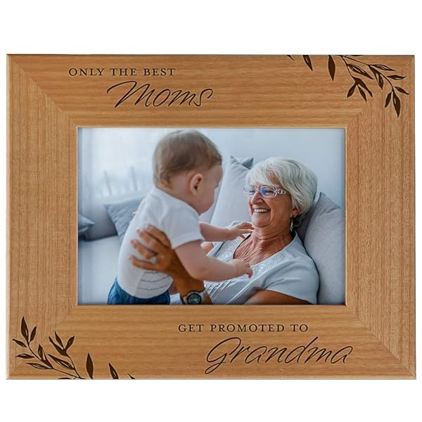 CEDAR CRATE MARKET Grandma To Be Gifts Best Moms Promoted to Grandma Picture Frame for Mom Granny Grandmother Gifts for Mothers Day Birthday Christmas
