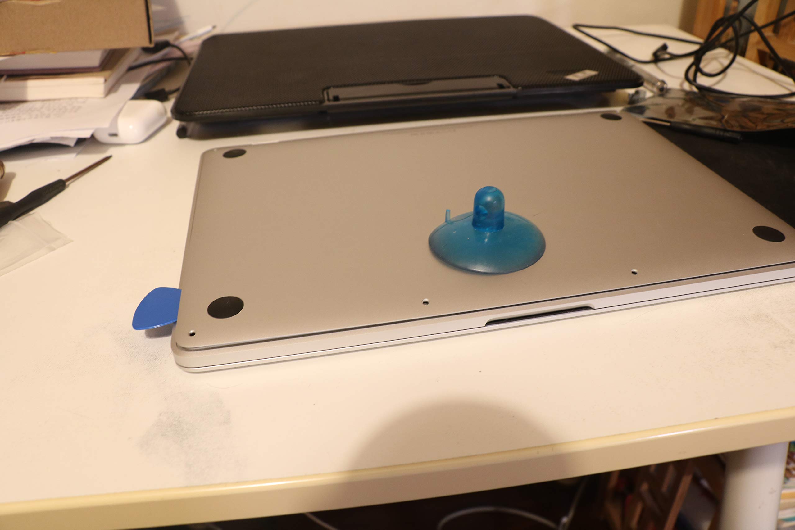 Sintech Sintech M.2 PCIe 3.0 NVMe SSD Upgrade Kit with Screwdriver for 2016-2017 13 Inch Macbook Pro A1708 Non Touch Bar Models - View 5 of 7