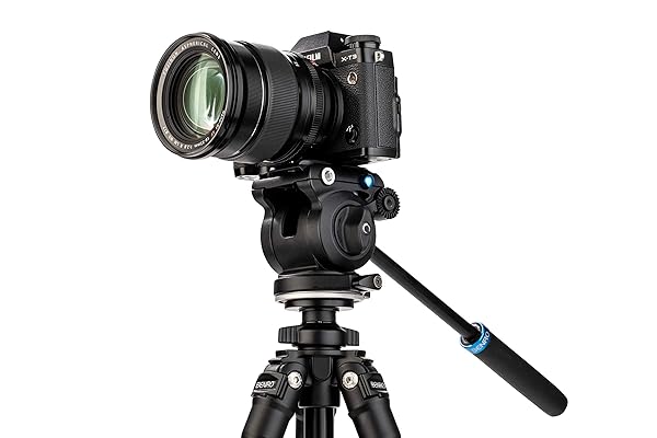 Benro "Benro S2 PRO Flat Base Fluid Video Head: 5.5 lb Max Load, 1/4"-20 & 3/8"-16 Mounts, Includes Pan Arm for Smooth Filming" - View 4 of 8