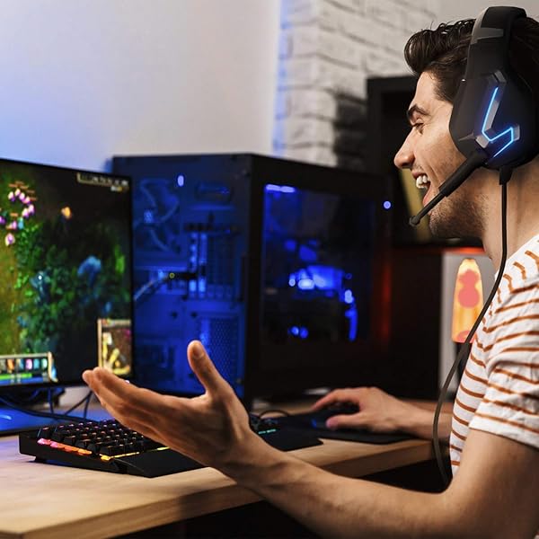 Orzly Orzly Hornet RXH-20 Abyss Gaming Headset: Noise Cancelling for PS5, Xbox, Switch & PC - Stereo Sound & Comfort - View 8 of 10