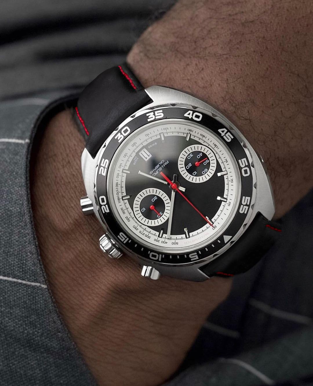 Ritche Quick Release Leather Watch Band 18mm to 24mm Classic Strap in Black and Red for Stylish Timepieces - View 3 of 7