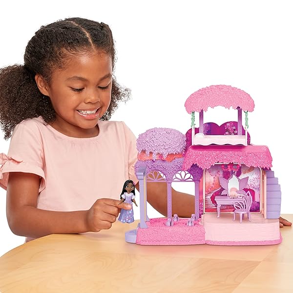 Disney Encanto Disney Encanto Isabela's Garden Room Playset with Isabela Doll Figure and Blooming Flowers - View 3 of 10