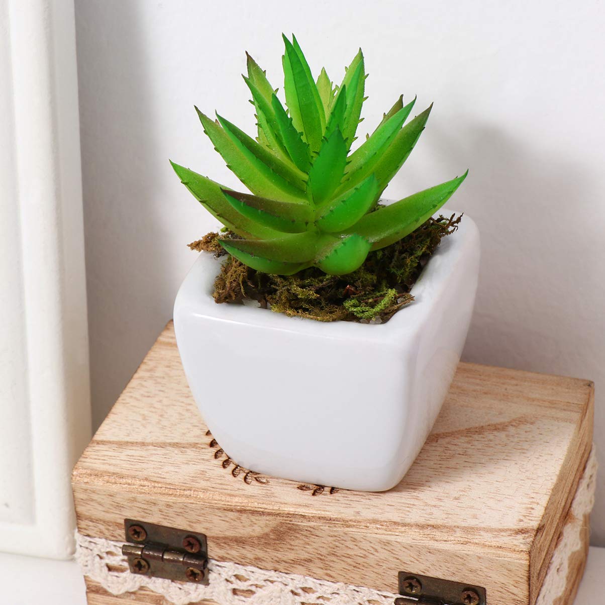 VOSAREA VOSAREA 1 Pack Artificial Moss Fake Lichen Simulation Green Faux Pot Moss for DIY Miniature House (About 60g) - View 5 of 8