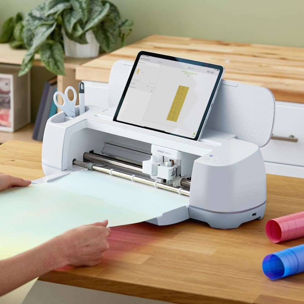 Cricut Cricut Smart Iron On (13in X 9ft, Holographic Blue) for Explore 3 and Maker 3 - Matless Cutting for Long cuts up to 12ft - View 3 of 6