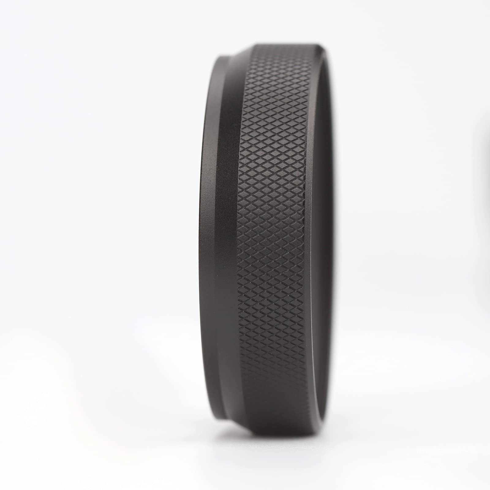 Haoge Haoge LUV-X100B Metal Lens Hood and MC UV Protection Filter for Fujifilm X100F X100T X100S X100 X70 Camera 2in1 Accessory Set Black - View 2 of 4