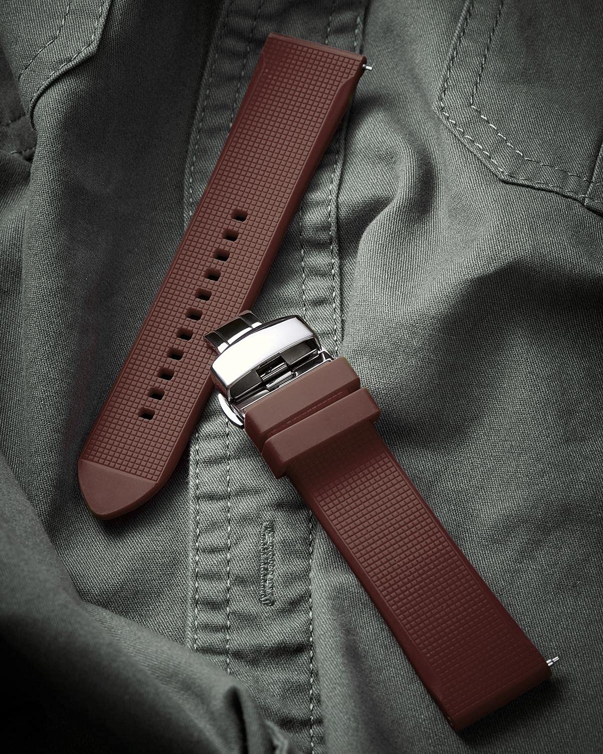 BINLUN BINLUN Silicone Watch Band Quick Release Waterproof Sport Strap for Smartwatches 18mm to 24mm Replacement for Men and Women in Various Colors - View 4 of 7